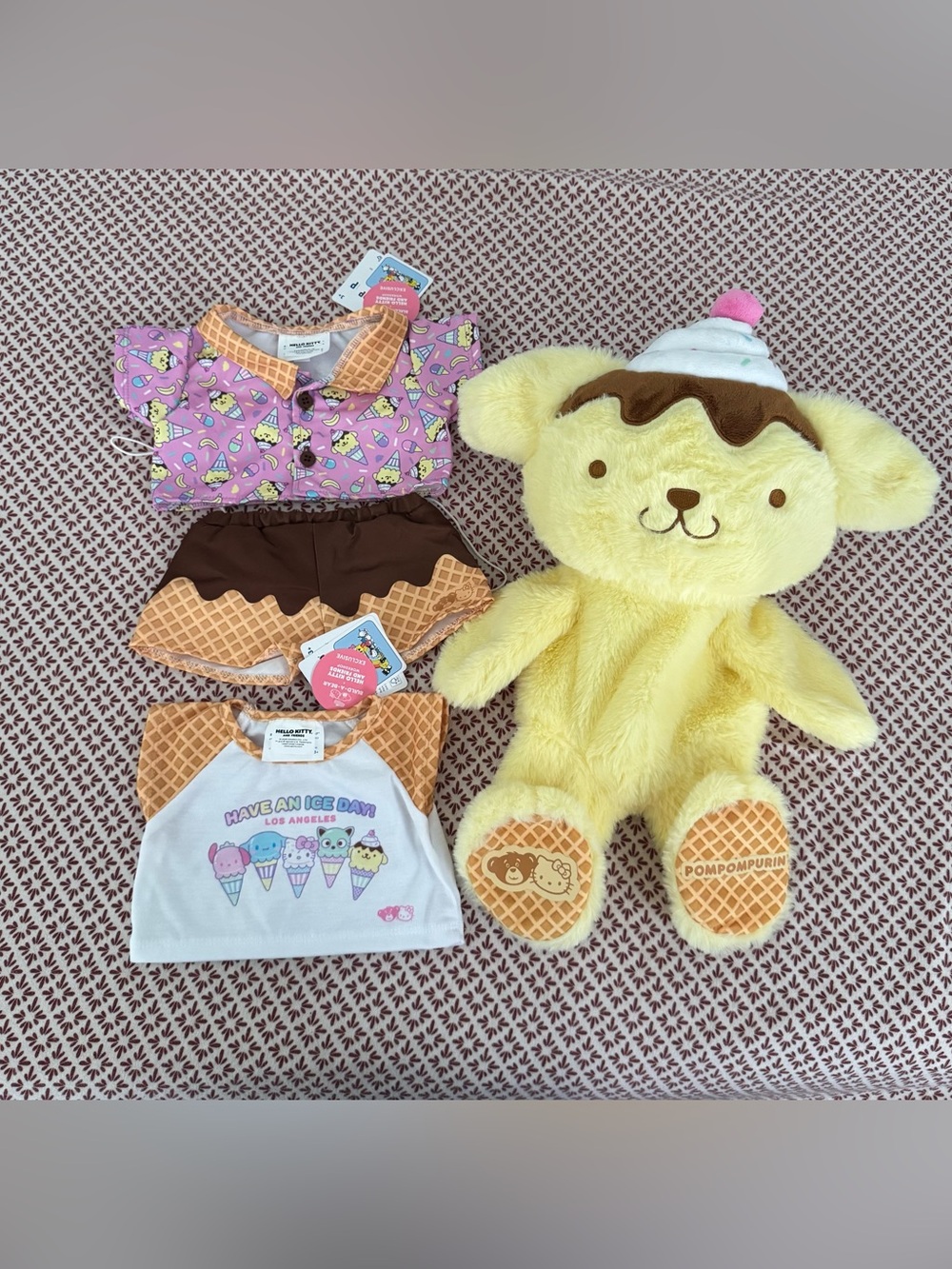 Hello Kitty Build A Bear Banana split Pompompurin LA Exclusive Bab Sanrio New